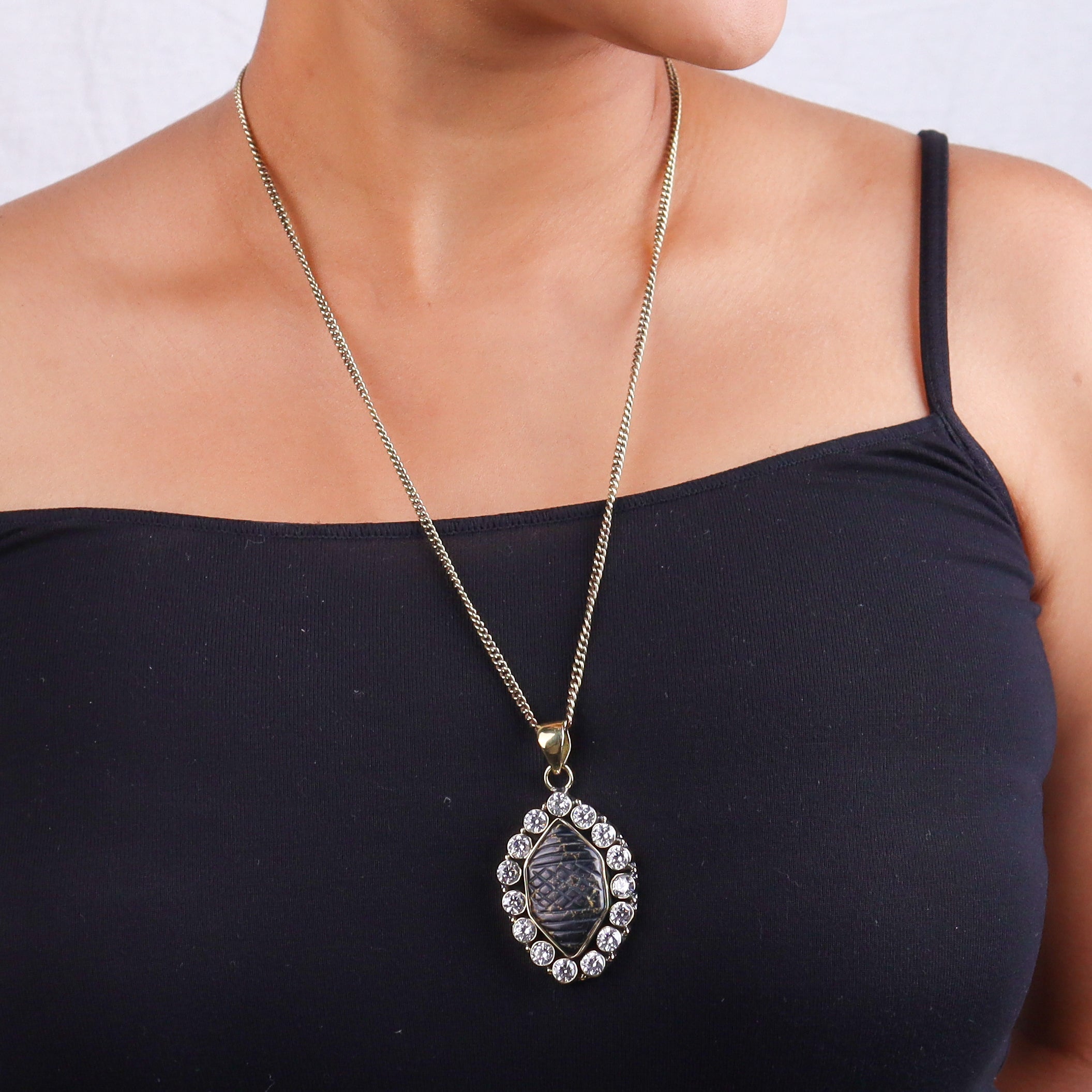 Brass Fashion Pendant & Earrings Set without Chain