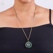 Brass Fashion Pendant & Earrings Set without Chain